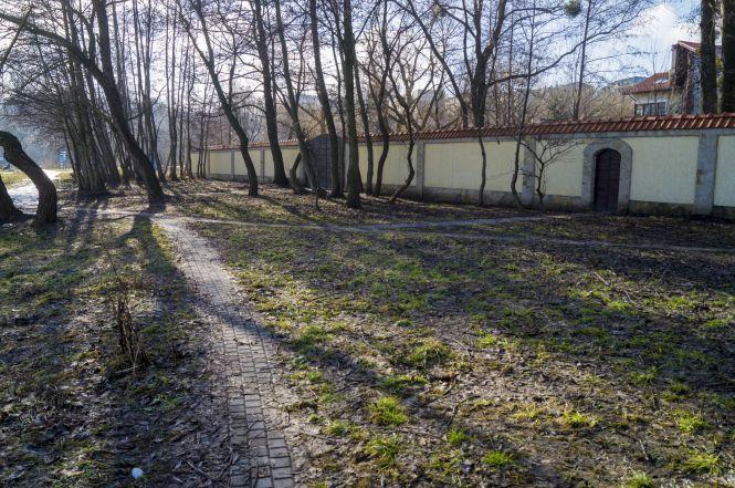 Новини Вінниці - фото з «Маєтки» з пірсами, приватні копанки та березовий гай. Набережна від Київського мосту до кінця П’ятничан «Маєтки» з пірсами, приватні копанки та березовий гай. Набережна від Київського мосту до кінця П’ятничан, фото №8 на сайті 20minut.ua