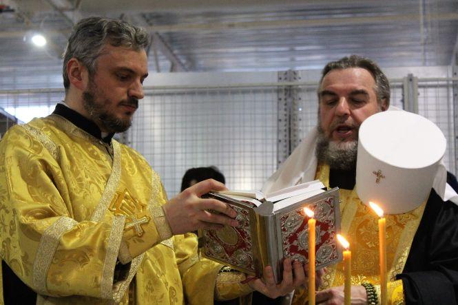 Новини Вінниці - фото з Митрополит Симеон освятив завод ДП «Електричні системи» Митрополит Симеон освятив завод ДП «Електричні системи», фото №3 на сайті 20minut.ua