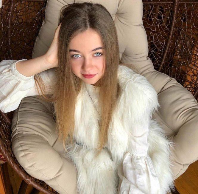 Новини Тернополя - фото з Тернополянка у 13 років стала телеведучою Тернополянка у 13 років стала телеведучою, фото №1 на сайті 20minut.ua