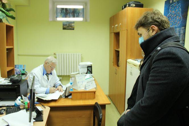 Новини Вінниці - фото з Був двічі щеплений від кору, але це не допомогло.  У Вінниці попрощалися зі студентом-медиком Був двічі щеплений від кору, але це не допомогло.  У Вінниці попрощалися зі студентом-медиком, фото №6 на сайті 20minut.ua