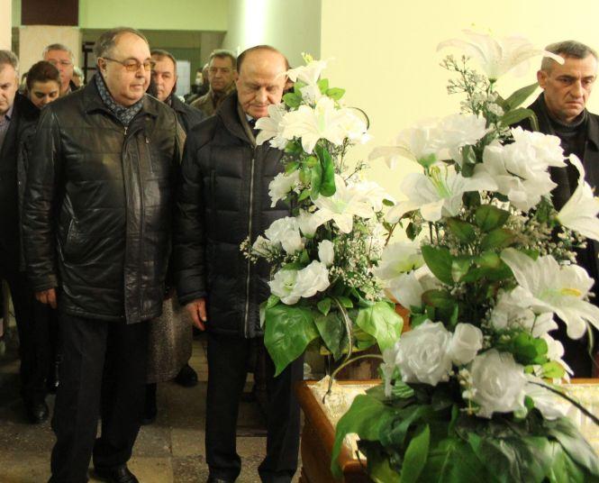 Новини Вінниці - фото з Був двічі щеплений від кору, але це не допомогло.  У Вінниці попрощалися зі студентом-медиком Був двічі щеплений від кору, але це не допомогло.  У Вінниці попрощалися зі студентом-медиком, фото №3 на сайті 20minut.ua