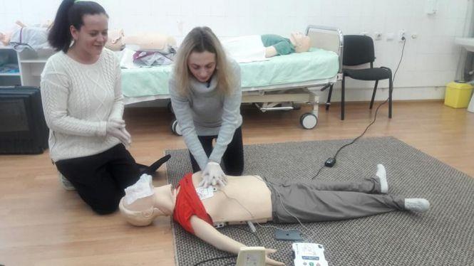 Новини Тернополя - фото з У Тернополі першої допомоги навчили батьків У Тернополі першої допомоги навчили батьків, фото №1 на сайті 20minut.ua