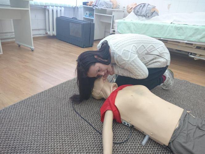 Новини Тернополя - фото з У Тернополі першої допомоги навчили батьків У Тернополі першої допомоги навчили батьків, фото №3 на сайті 20minut.ua