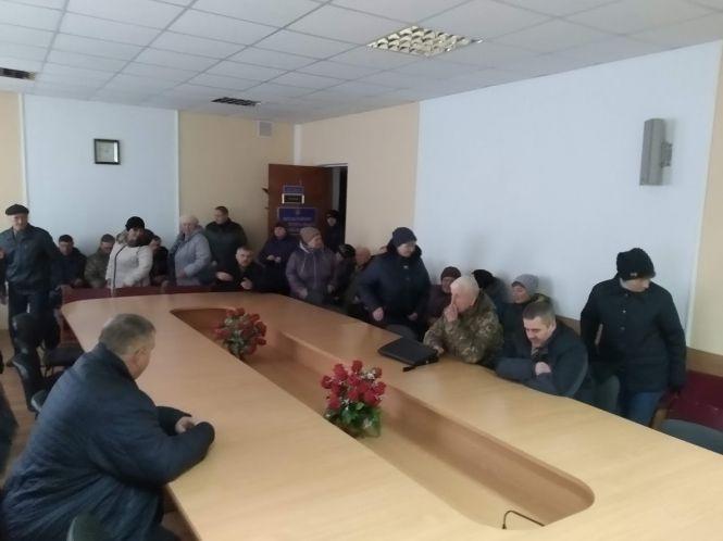 Селяни під стінами РДА домоглися правди, фото №5 на сайті 20minut.ua
