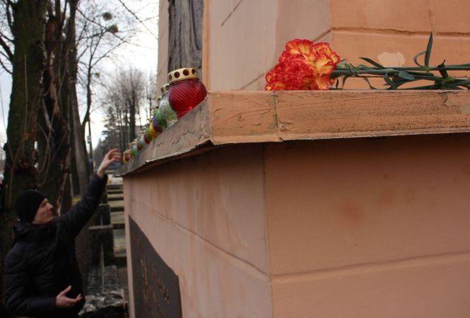 Хмельничани вшанували жертв погрому єврейського народу, фото №2 на сайті vsim.ua