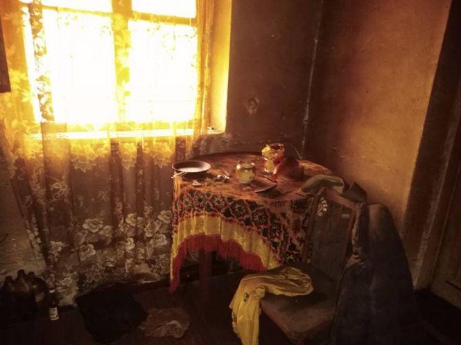 Новини Вінниці - фото з Смертельна пожежа: п'яний чоловік згорів у будинку. Тіло пролежало тиждень Смертельна пожежа: п'яний чоловік згорів у будинку. Тіло пролежало тиждень, фото №1 на сайті 20minut.ua