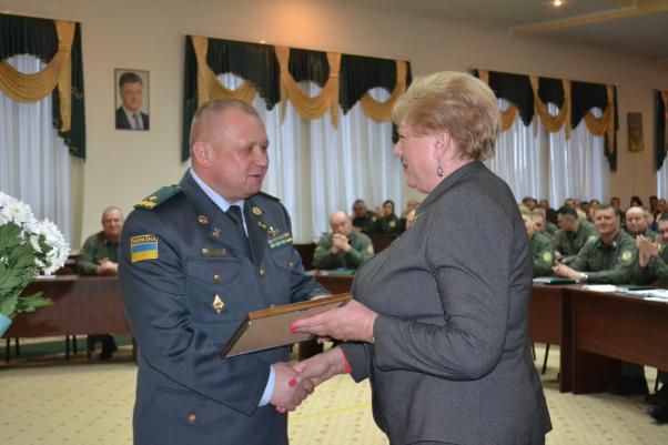 Новини Хмельницького - фото з У Хмельницькому нагородили кращих прикордонників У Хмельницькому нагородили кращих прикордонників, фото №10 на сайті vsim.ua