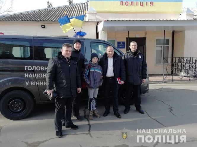 Новини Вінниці - фото з Просив сухарі у священика: чому 11-річний Микита ночував у закинутій автівці? Просив сухарі у священика: чому 11-річний Микита ночував у закинутій автівці?, фото №1 на сайті 20minut.ua