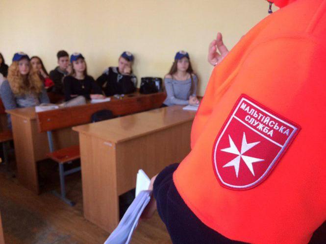 Кам’янецьку молодь вчили надавати першу домедичну допомогу, фото №1 на сайті 20minut.ua