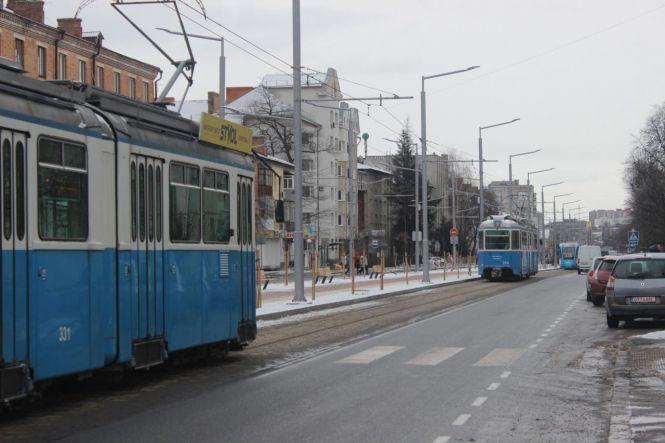 Новини Вінниці - фото з Сліди крові на снігу: на Замостянській трамвай збив жінку. Особу встановили (ОНОВЛЕНО) Сліди крові на снігу: на Замостянській трамвай збив жінку. Особу встановили (ОНОВЛЕНО), фото №5 на сайті 20minut.ua