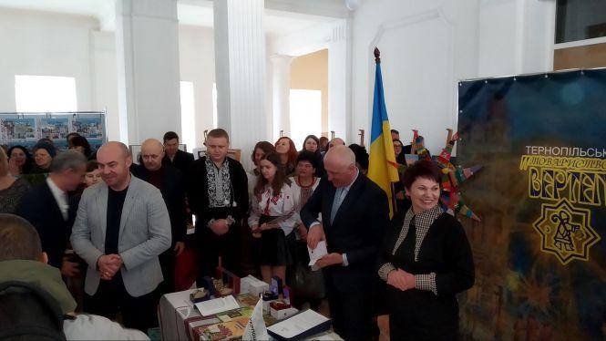 Теплі спогади на зустрічі великої родини: товариство "Вертеп" у Тернополі відзначає 30-річчя, фото №7 на сайті 20minut.ua