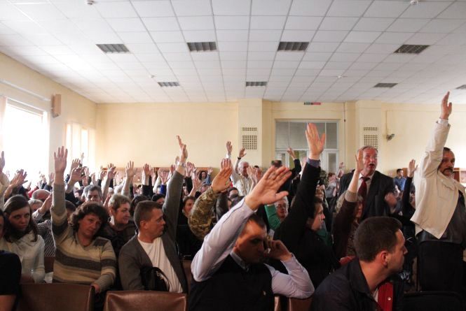 Новини Вінниці - фото з «Вибухові» локації, воркаут, лавка сусідів. Як «Хімік» перетворять на Парк Мрії «Вибухові» локації, воркаут, лавка сусідів. Як «Хімік» перетворять на Парк Мрії, фото №1 на сайті 20minut.ua