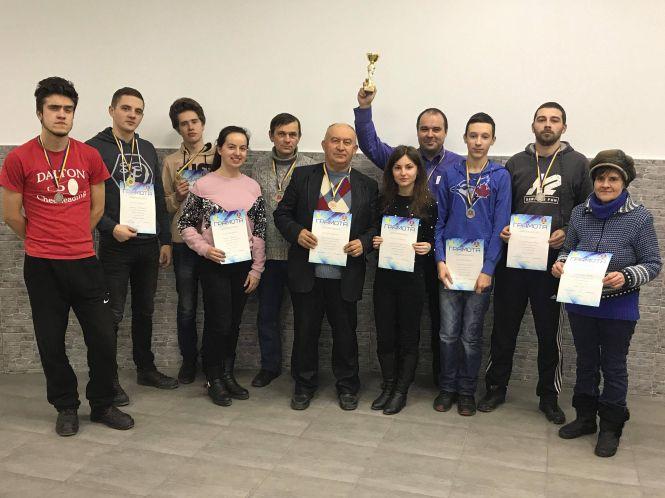 Новини Вінниці - фото з В Кубку області з шашок вінничанам вдалося випередити бершадців В Кубку області з шашок вінничанам вдалося випередити бершадців, фото №1 на сайті 20minut.ua