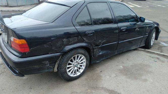 “BMW” та “KIA” не розминулися на Проскурівського підпілля, фото №3 на сайті vsim.ua