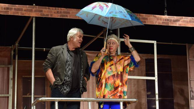 Новини Вінниці - фото з Про чоловічу дружбу і трансвеститів. У понеділок Горянський і Хостікоєв влаштують вінничанам перевірку на толерантність Про чоловічу дружбу і трансвеститів. У понеділок Горянський і Хостікоєв влаштують вінничанам перевірку на толерантність, фото №8 на сайті 20minut.ua