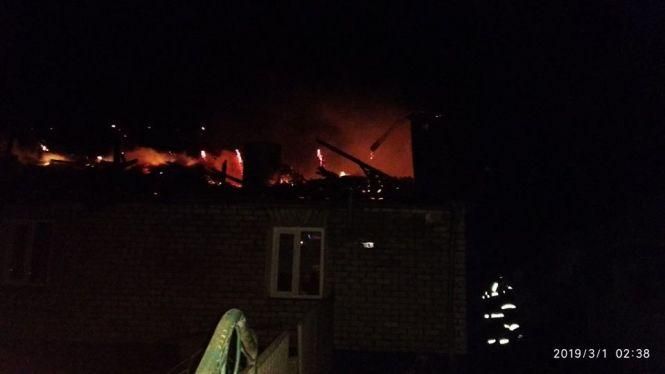 Новини Хмельницького - фото з Вночі на Хмельниччині горіли два будинки Вночі на Хмельниччині горіли два будинки, фото №1 на сайті vsim.ua