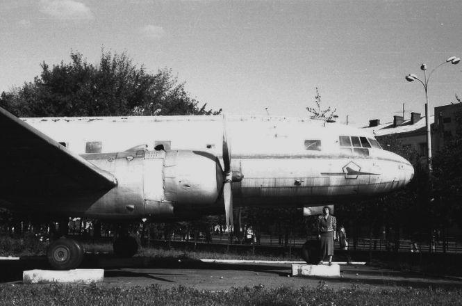 Новини Вінниці - фото з На місці літаків-кінотеатрів тепер церкви та пустирі. Вінниця, яка є тільки на фото На місці літаків-кінотеатрів тепер церкви та пустирі. Вінниця, яка є тільки на фото, фото №3 на сайті 20minut.ua