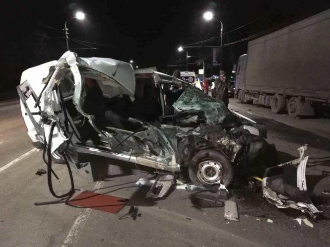 Новини Хмельницького - фото з П’янючий водій влаштував потрійну ДТП на проспекті Миру П’янючий водій влаштував потрійну ДТП на проспекті Миру, фото №6 на сайті vsim.ua