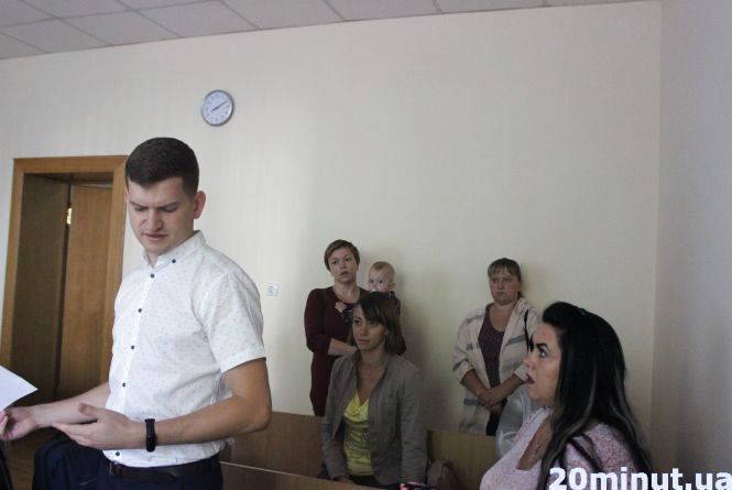 “Я не той адвокат, який буде “вмонтовуватись” в систему”: Ростислав Небельський про роботу і особисте, фото №1 на сайті 20minut.ua