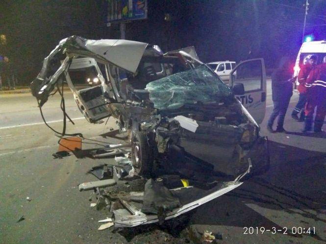 Новини Хмельницького - фото з П’янючий водій влаштував потрійну ДТП на проспекті Миру П’янючий водій влаштував потрійну ДТП на проспекті Миру, фото №1 на сайті vsim.ua