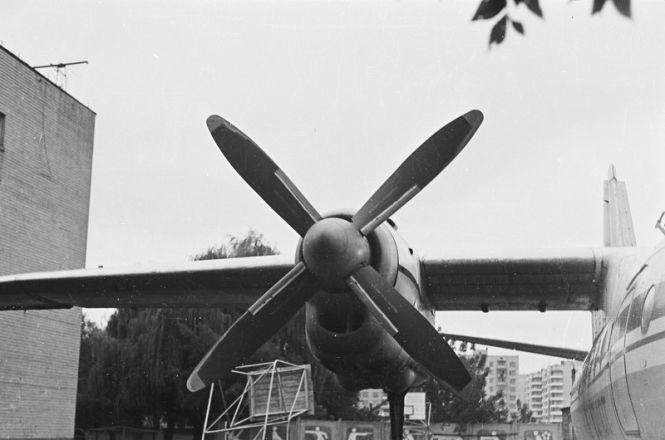 Новини Вінниці - фото з На місці літаків-кінотеатрів тепер церкви та пустирі. Вінниця, яка є тільки на фото На місці літаків-кінотеатрів тепер церкви та пустирі. Вінниця, яка є тільки на фото, фото №12 на сайті 20minut.ua