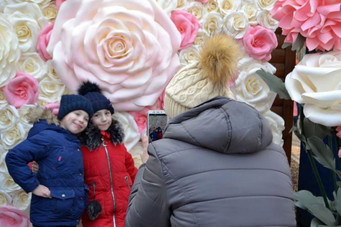 Хмельницький зустрів весну з шашликом, медовухою, фотозонами і танцями (ФОТО і ВІДЕО), фото №25 на сайті vsim.ua