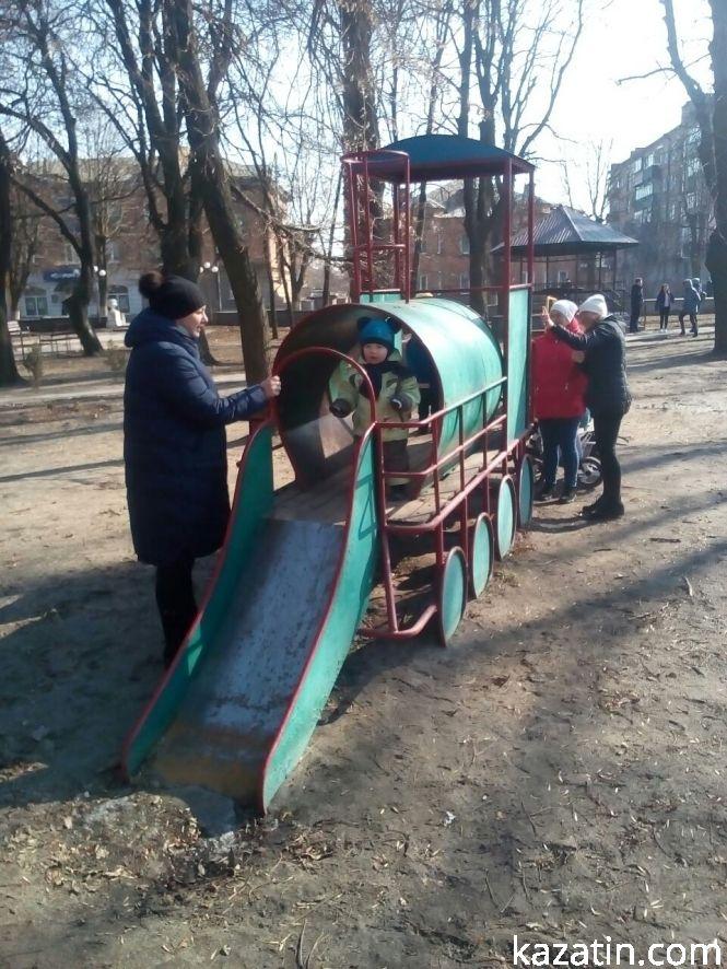Козятин сьогодні, 3 березня — в парку повно діточок, фото №2 на сайті 20minut.ua