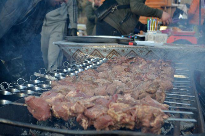 Хмельницький зустрів весну з шашликом, медовухою, фотозонами і танцями (ФОТО і ВІДЕО), фото №11 на сайті vsim.ua