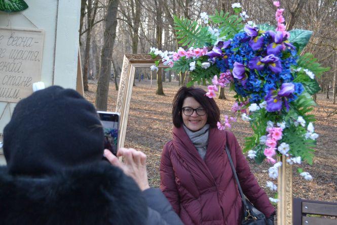 Хмельницький зустрів весну з шашликом, медовухою, фотозонами і танцями (ФОТО і ВІДЕО), фото №8 на сайті vsim.ua