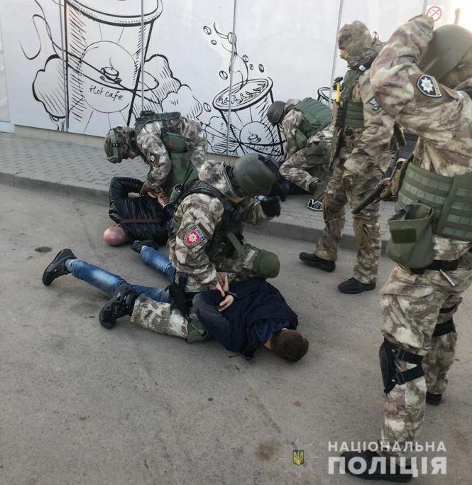 КОРД «повязав» банду рекетирів. Серед затриманих - "працівник прокуратури", фото №1 на сайті 20minut.ua