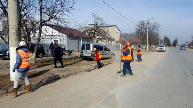 Комунальники Кам’янця влаштували весняне прибирання, фото №1 на сайті 20minut.ua