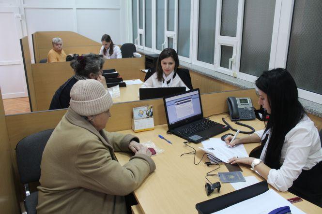 Новини Вінниці - фото з Пенсіонерам почали оформлювати е-квитки. А коли іншим? Пенсіонерам почали оформлювати е-квитки. А коли іншим?, фото №2 на сайті 20minut.ua