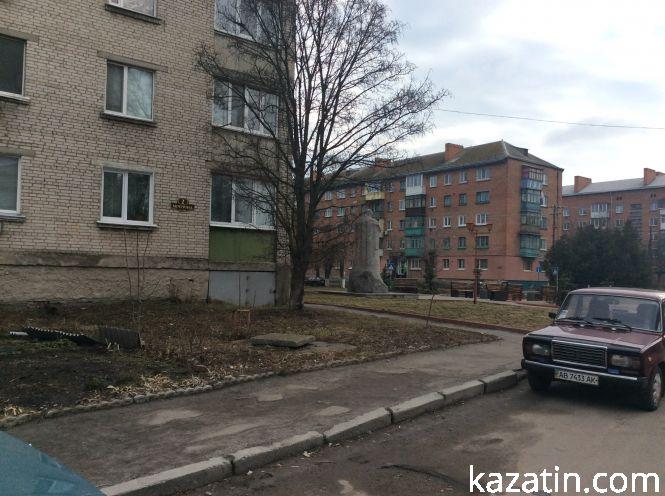 Краєвиди міста 6 березня — "сірий" благоустрій, фото №2 на сайті 20minut.ua