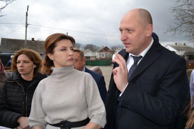 Новини Хмельницького - фото з На Хмельниччині побувала перша леді Марина Порошенко. Де була і що говорила (ФОТО, ВІДЕО) На Хмельниччині побувала перша леді Марина Порошенко. Де була і що говорила (ФОТО, ВІДЕО), фото №8 на сайті vsim.ua