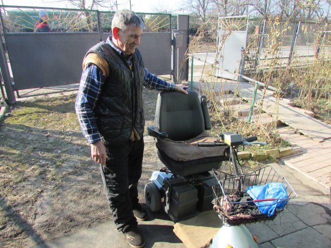 Інваліду І групи знесли заїзд на тротуар, фото №1 на сайті 20minut.ua