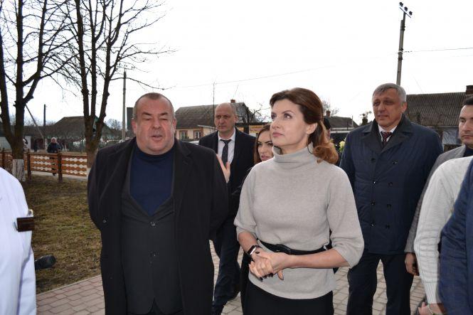 Новини Хмельницького - фото з На Хмельниччині побувала перша леді Марина Порошенко. Де була і що говорила (ФОТО, ВІДЕО) На Хмельниччині побувала перша леді Марина Порошенко. Де була і що говорила (ФОТО, ВІДЕО), фото №4 на сайті vsim.ua