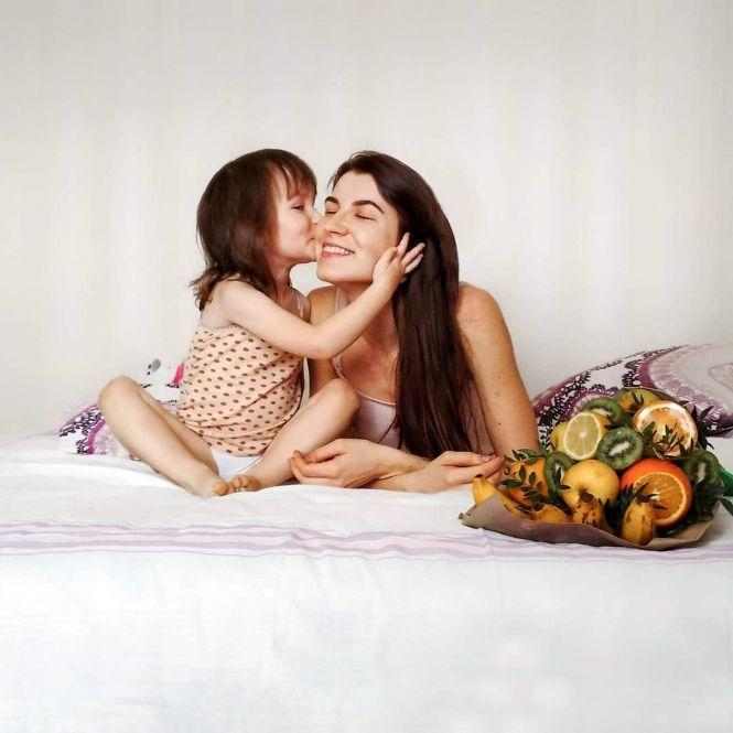 Новини Тернополя - фото з Тюльпани і подарунки: ТОП-10 святкових фото, які тернополянки опублікували в Instagram Тюльпани і подарунки: ТОП-10 святкових фото, які тернополянки опублікували в Instagram, фото №4 на сайті 20minut.ua