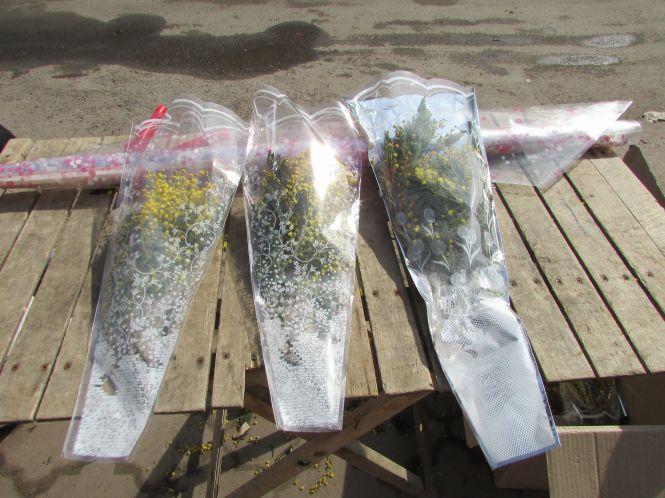 Сьогодні все для жінок — козятинчани запасалися квітами та подарунками, фото №9 на сайті 20minut.ua