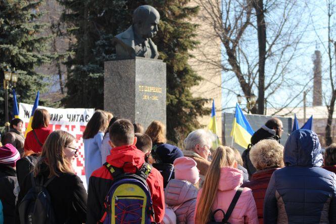 Як житомиряни вшанували світлу пам’ять Тараса Шевченка, фото №4 на сайті 20minut.ua