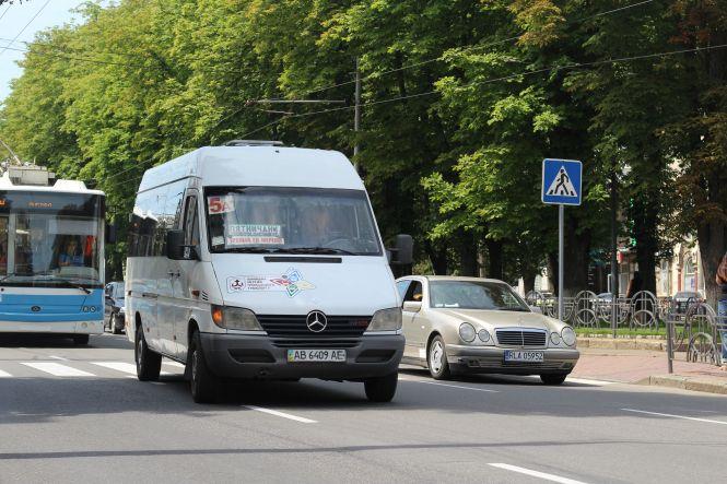Новини Вінниці - фото з Нічних маршруток на Електромережу не буде. Нові автобуси — «першочергово» для Академічного Нічних маршруток на Електромережу не буде. Нові автобуси — «першочергово» для Академічного, фото №3 на сайті 20minut.ua
