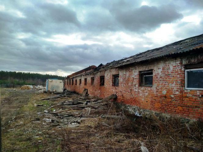 У Романівському районі працівники підприємства палили сміття, від якого запалав склад, фото №1 на сайті 20minut.ua