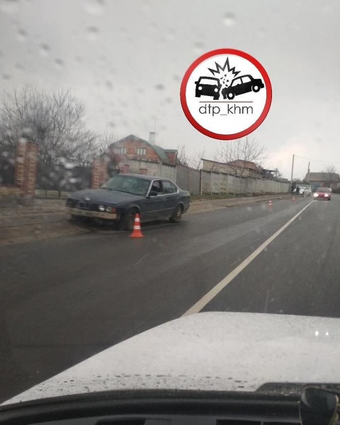 Новини Хмельницького - фото з Аварійний вівторок: вчора в Хмельницькому трапилося 6 ДТП (ФОТО) Аварійний вівторок: вчора в Хмельницькому трапилося 6 ДТП (ФОТО), фото №2 на сайті vsim.ua