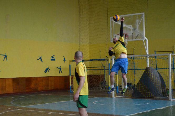 Новини Козятина - фото з Бродецькі волейболіси "вирвали" собі перемогу Бродецькі волейболіси "вирвали" собі перемогу, фото №3 на сайті 20minut.ua