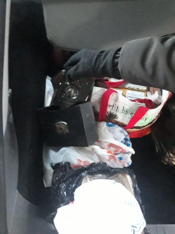 Новини Житомира - фото з Громадянка України намагалась вивезти в Білорусь раритетний фотоапарат 1930-х років випуску Громадянка України намагалась вивезти в Білорусь раритетний фотоапарат 1930-х років випуску, фото №1 на сайті 20minut.ua