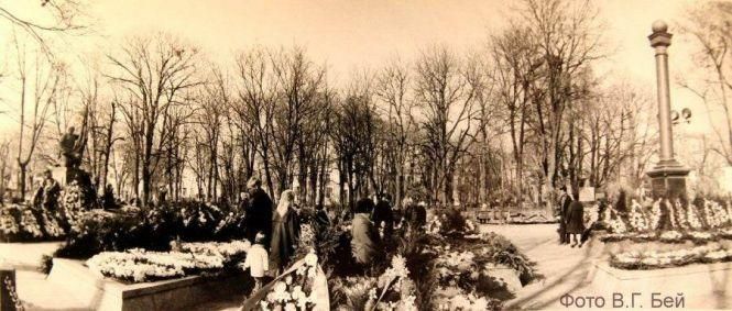 На ремонт міні-скверу витратять 1,2 мільйона гривень, фото №1 на сайті 20minut.ua