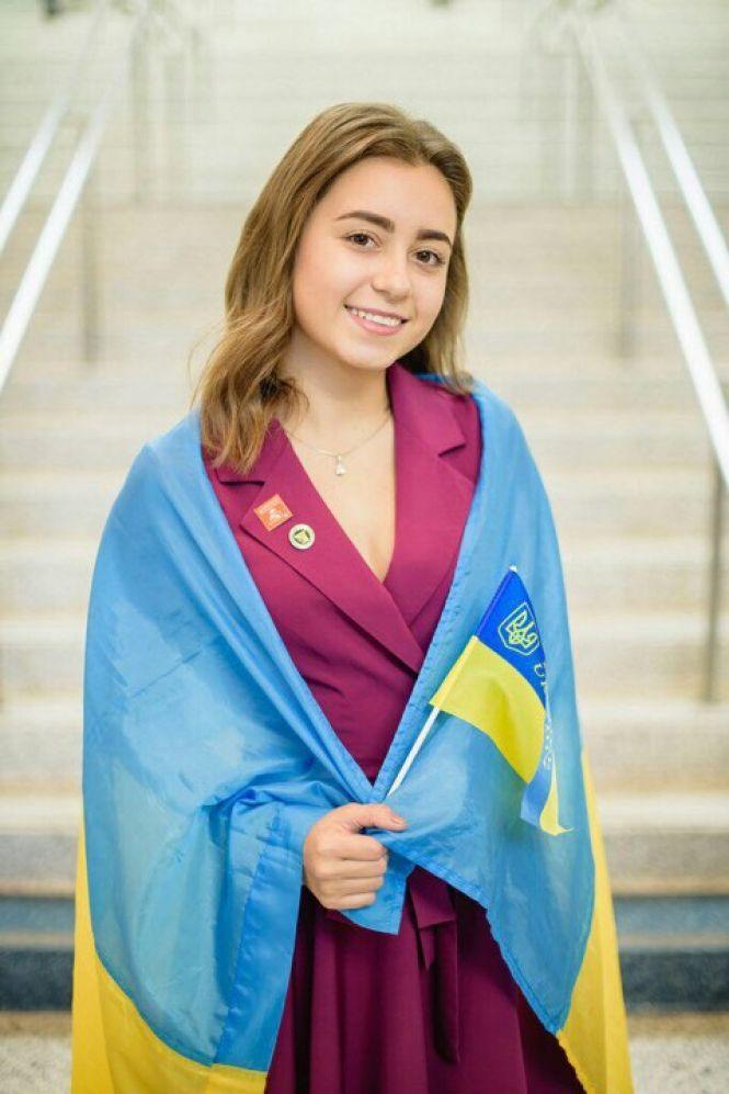 Новини Вінниці - фото з «Міс ВНТУ» Вікторія Богачук – відмінниця, яка працює на трьох роботах «Міс ВНТУ» Вікторія Богачук – відмінниця, яка працює на трьох роботах, фото №3 на сайті 20minut.ua