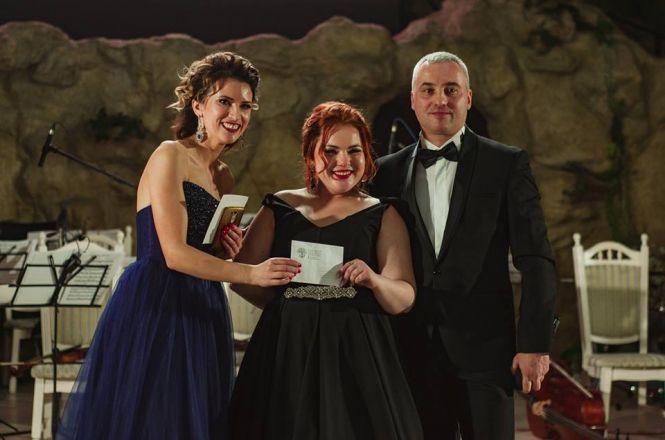 Під час «Віденського балу» зібрали понад 36 000 гривень для онкохворих діток, фото №7 на сайті 20minut.ua