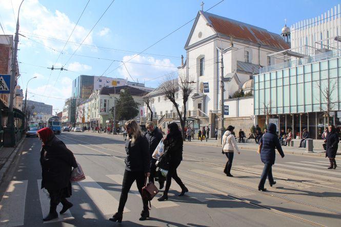 Новини Вінниці - фото з «Похований» будинок, ЗІЛ та стрій кубанських козаків. Історія підземель Соборної «Похований» будинок, ЗІЛ та стрій кубанських козаків. Історія підземель Соборної, фото №9 на сайті 20minut.ua