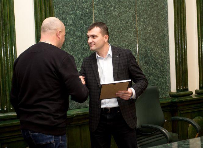 Хмельницьким добровольцям дали майже мільйон на купівлю квартир, фото №1 на сайті vsim.ua