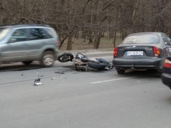 Новини Хмельницького - фото з В аварії на Курчатова важко травмувався мотоцикліст В аварії на Курчатова важко травмувався мотоцикліст, фото №1 на сайті vsim.ua